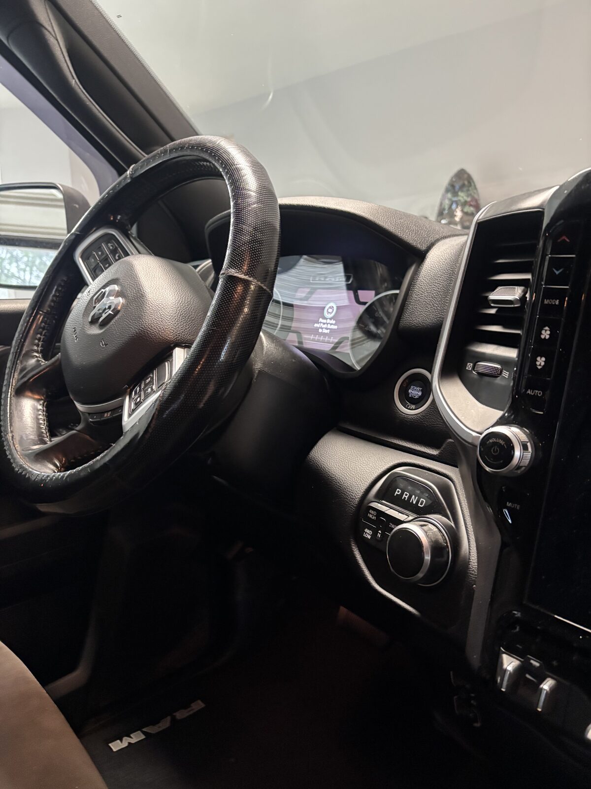 Clean cockpit and seats after interior detail — RAM 1500